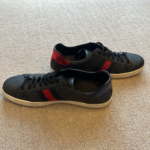 Men’s Gucci sneakers - Picture 6 of 9